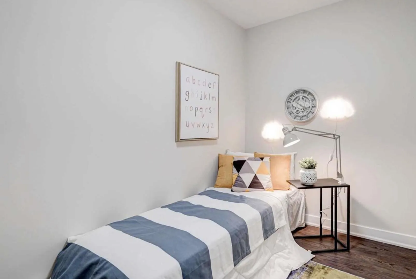 Central Downtown Toronto Condo كندا