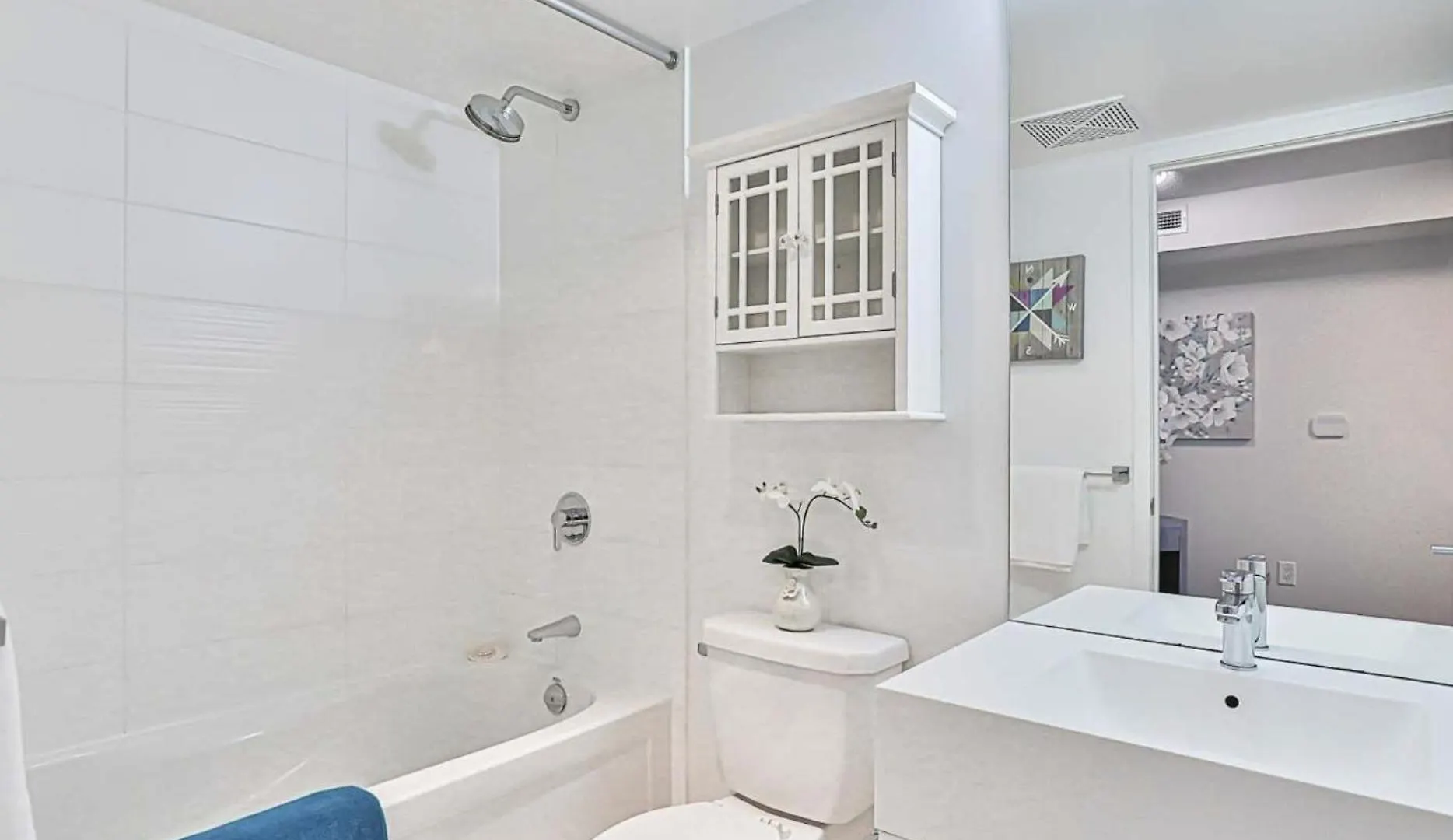 Central Downtown Toronto Condo شقة