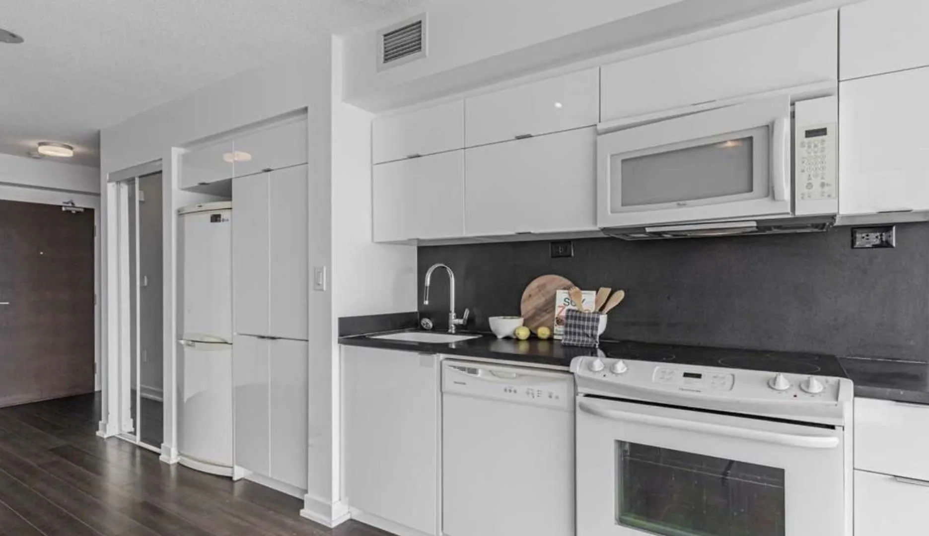 شقة Central Downtown Toronto Condo كندا